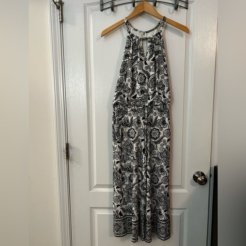 London Times Floral White black jumpsuit sleeveless Women’s size‎ 4